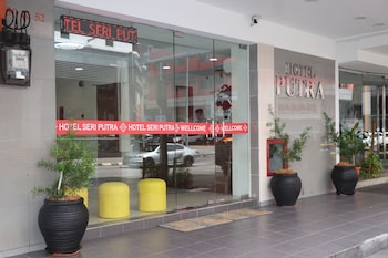 hotel seri putra