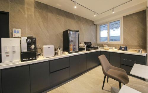 brown dot hotel pungam