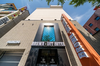 brown dot hotel pungam
