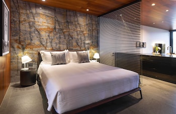 kamo residences by reflections