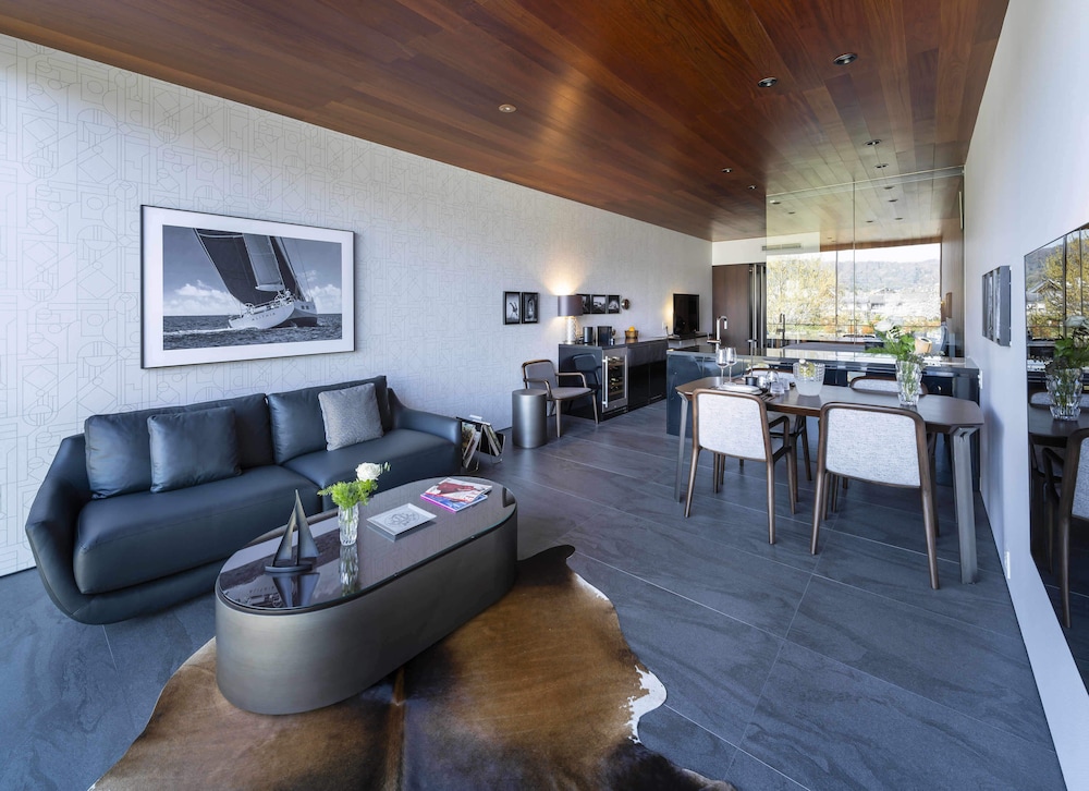 kamo residences by reflections