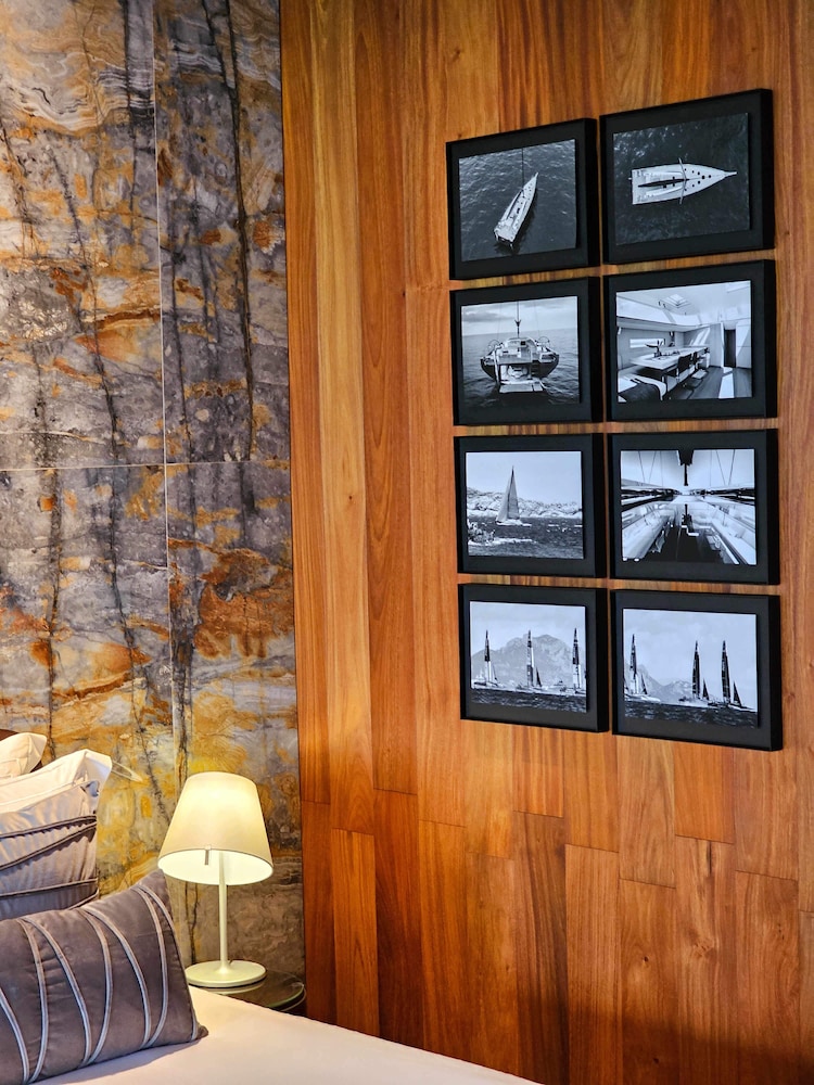 kamo residences by reflections