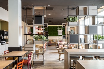 intercityhotel leiden