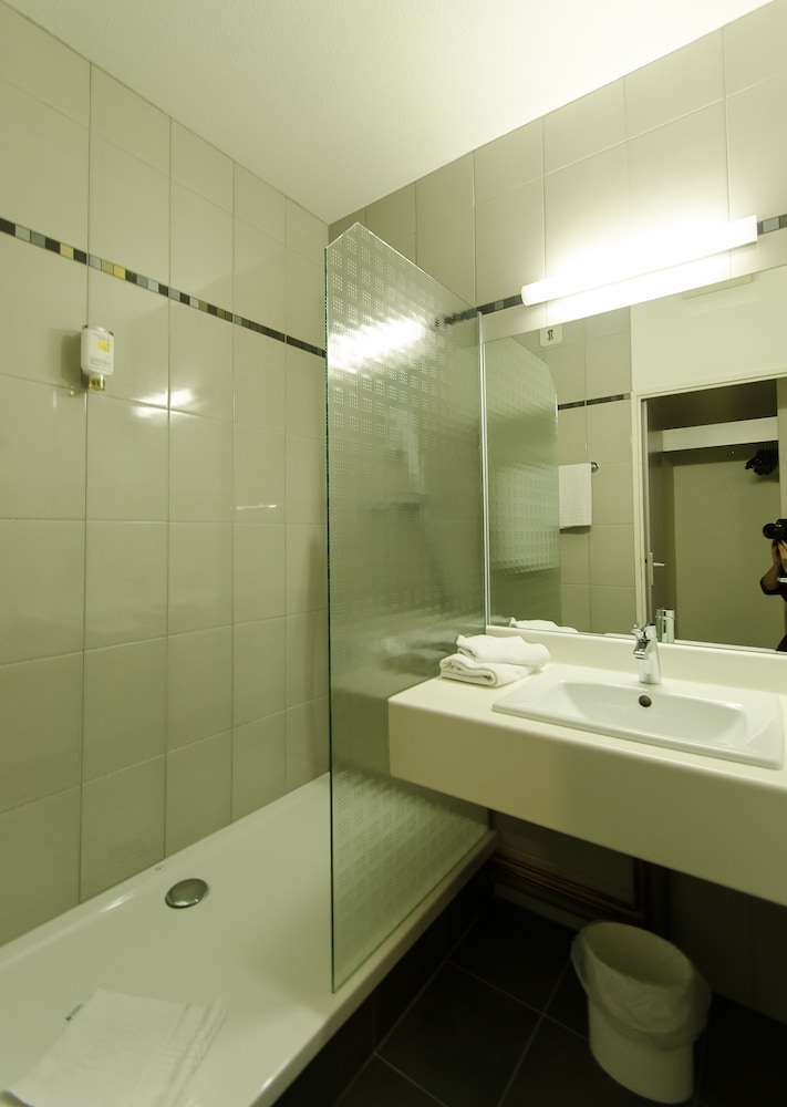 hotel agena