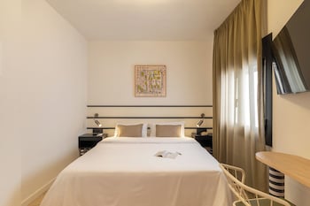 hotel robson