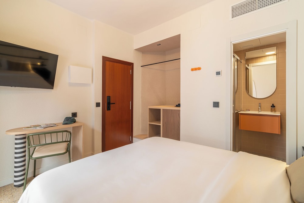 hotel robson