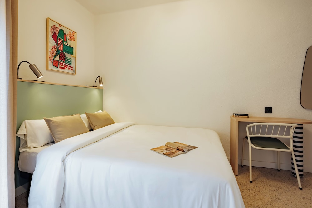 hotel robson