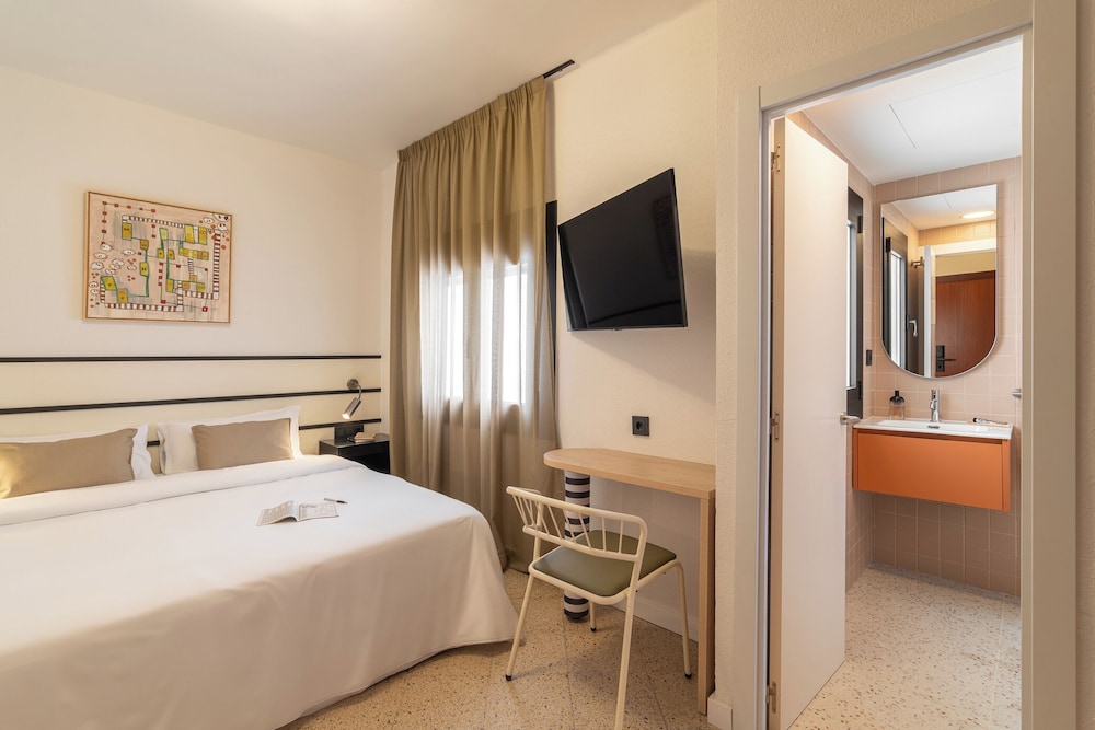 hotel robson
