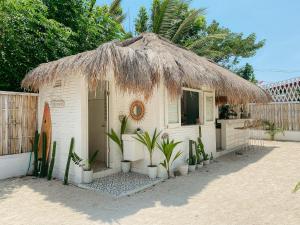 love coconut bungalow