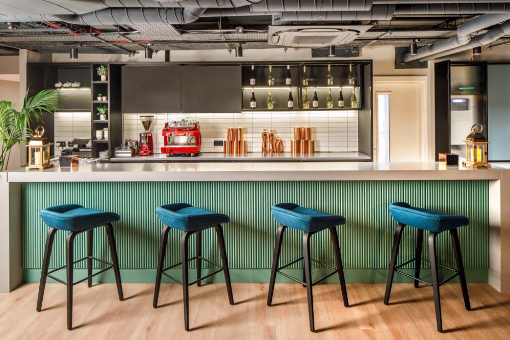 southgate hotel london