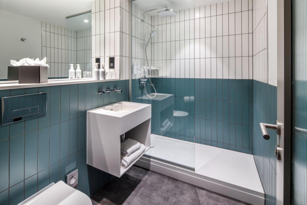 southgate hotel london