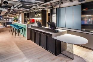 southgate hotel london