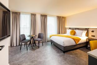 southgate hotel london