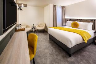 southgate hotel london