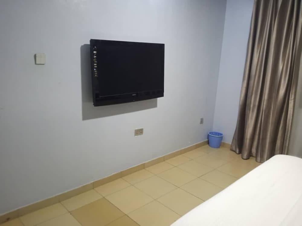 morada hotels