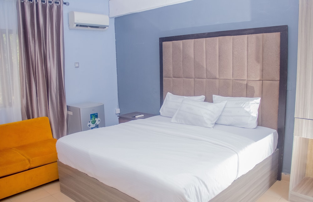 morada hotels