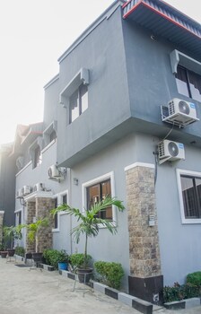 morada hotels