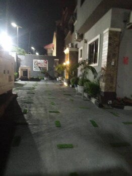 morada hotels