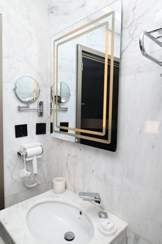 the delborough lagos