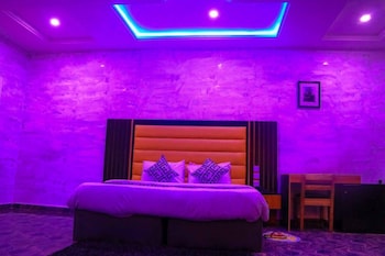 mountroyal centre hotel and suites