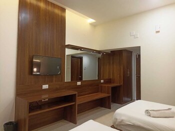 bandipur heritage village resort