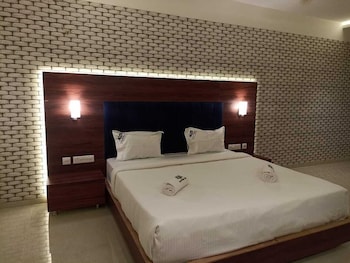 bandipur heritage village resort