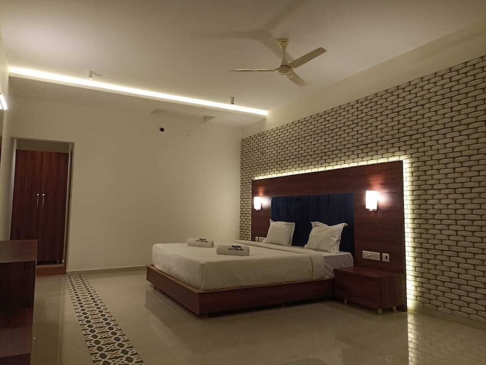 bandipur heritage village resort