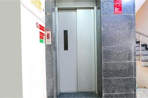 fabhotel vrj residency 500m from chennai trade center