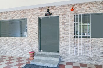 fabhotel vrj residency 500m from chennai trade center