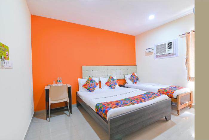 fabhotel vrj residency 500m from chennai trade center