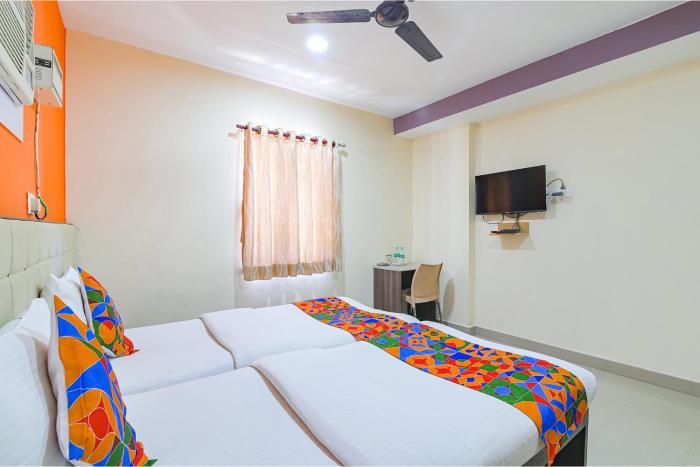 fabhotel vrj residency 500m from chennai trade center