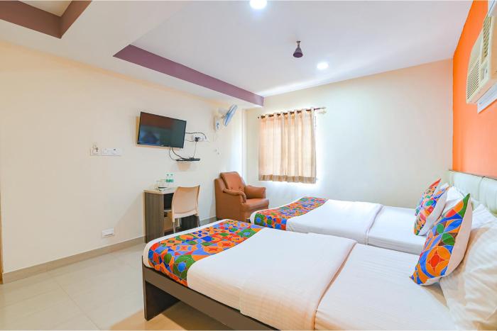 fabhotel vrj residency 500m from chennai trade center