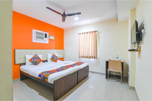 fabhotel vrj residency 500m from chennai trade center