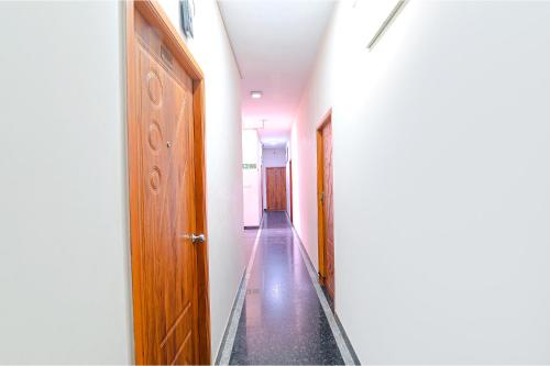 fabhotel vrj residency 500m from chennai trade center