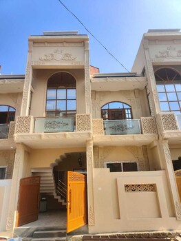 Urbanaid Uniworld,,3 star