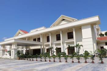 royale de casa resort kaziranga