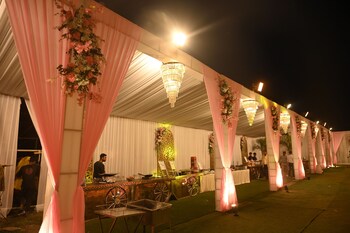royale de casa resort kaziranga