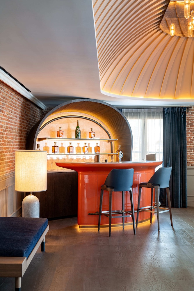 casa faraona luxury residences
