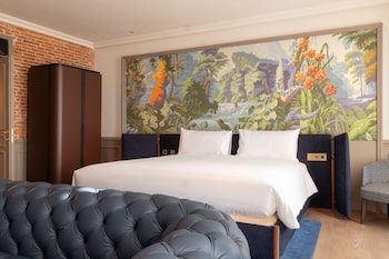 casa faraona luxury residences