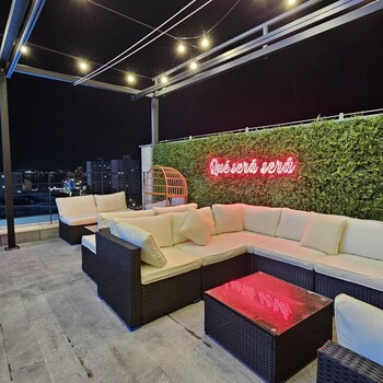 houndhotel mokpo peacesquare