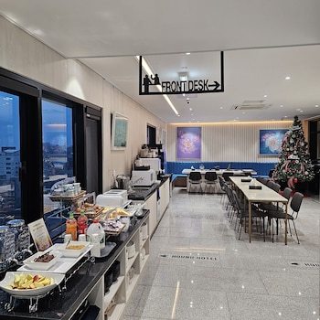 houndhotel mokpo peacesquare