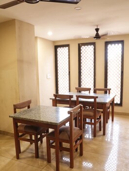 devraha seva ashram vrindavan