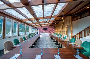 Mnp Vista Mussoorie,,2 star