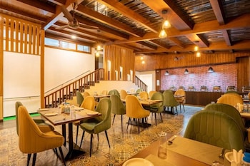 Mnp Vista Mussoorie,,2 star