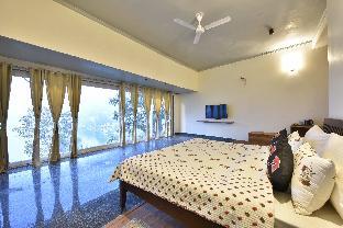 tiaraa monolith lake resort