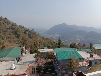 Shadhna Holiday Homes,,3 star