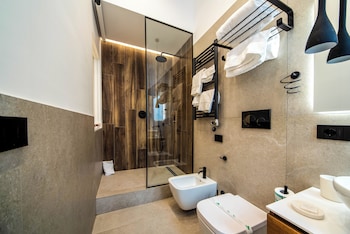 mamalu studios and suites