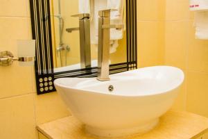 blixen resort and spa