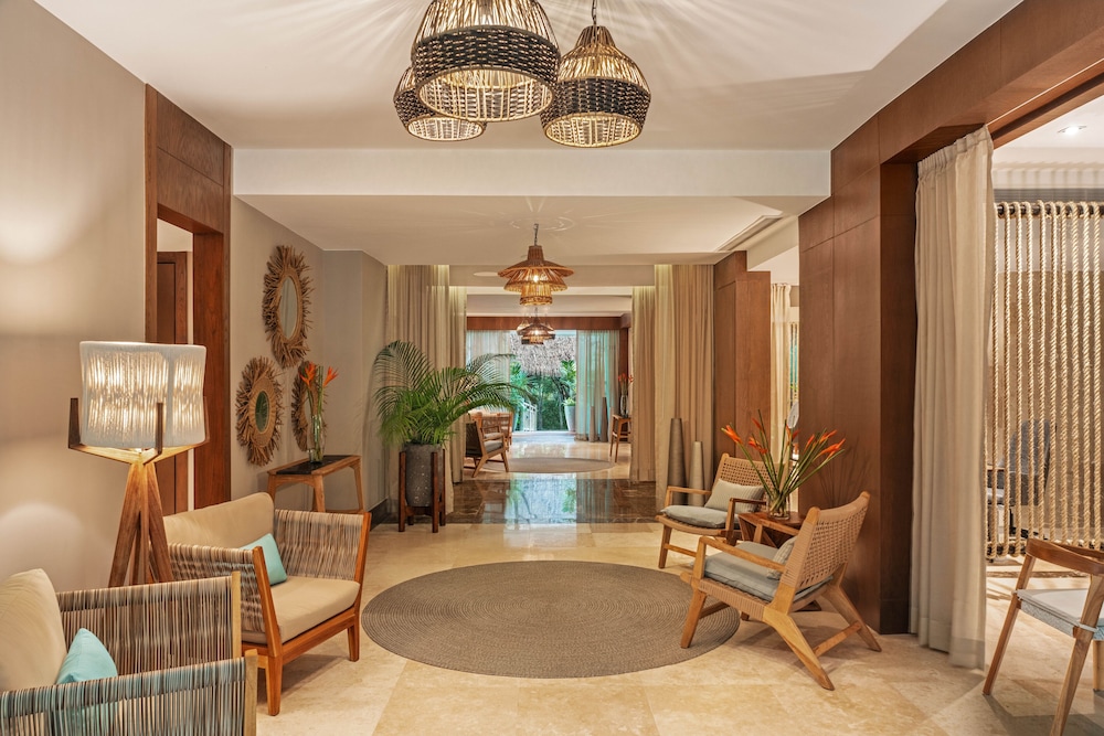 jungala park hotel at vidantaworld riviera maya