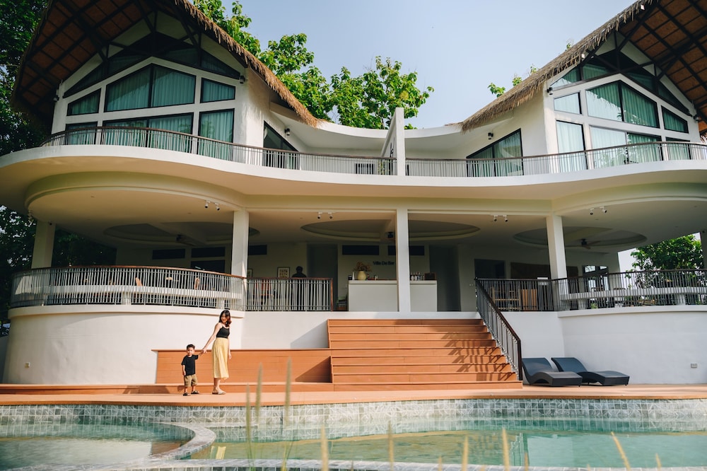 villa de leaf river kaeng krachan